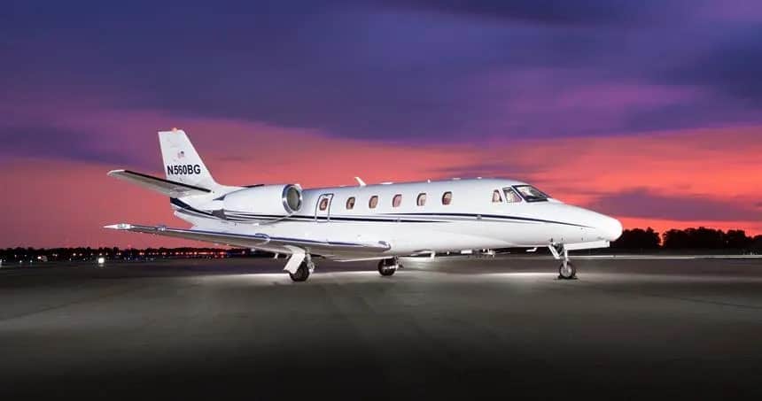 How To Select the Best Charter Plane Service for Your Needs?